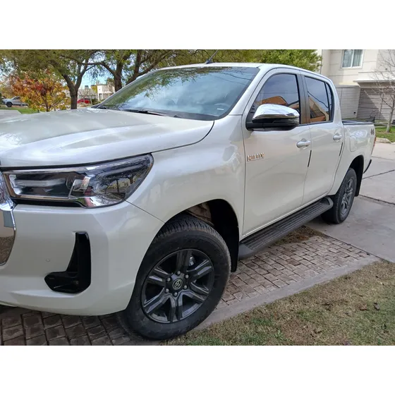 Toyota Hilux Pick-up 2.8 Cd Srv 204cv 4x4