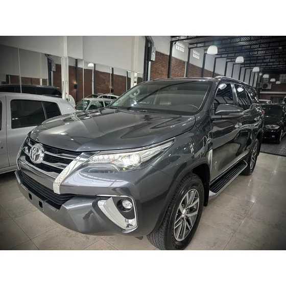 Toyota Hilux Sw4 2.8 Srx 177cv 4x4 7as