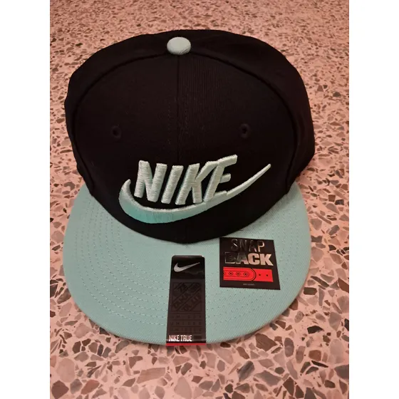 Gorra Nike Modelo 248722 Para Adulto, Color Negro