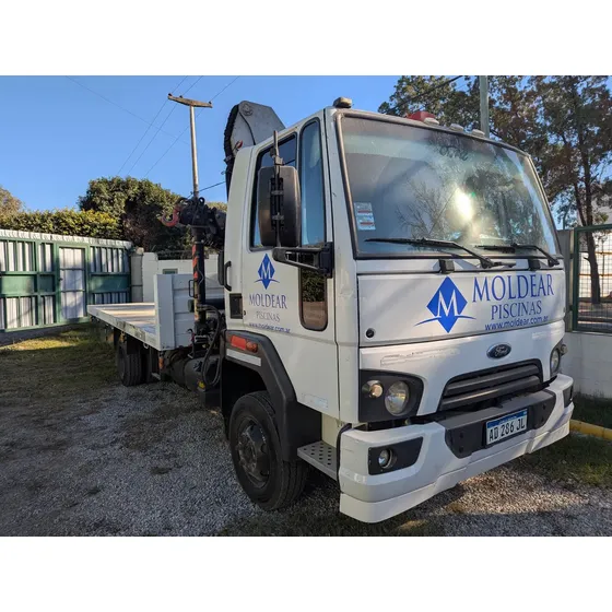 Camión Ford Cargo C1119 C/ Grua. Listo P/ Transferir. Oferta