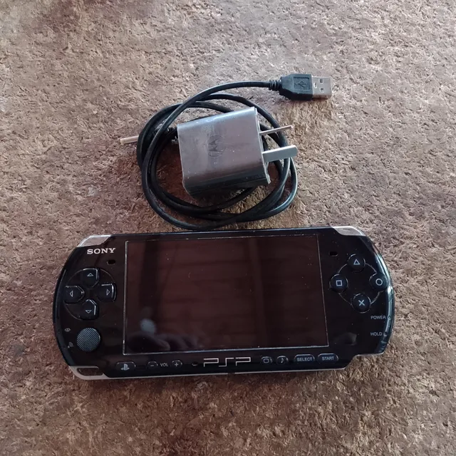Sony Psp-2000 Slim & Lite 64mb Standard Color Piano Black