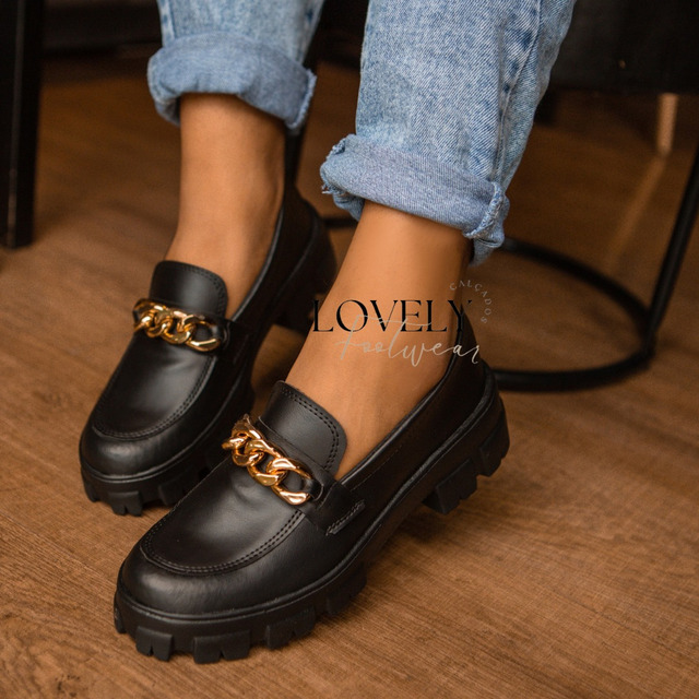 Mocassim Feminino Tratorado Corrente Verniz Confortável Mocassim Feminino Tratorado Corrente Verniz Confortável