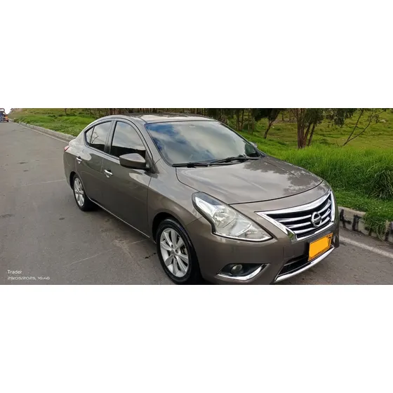 Nissan Versa 1.6 Advance