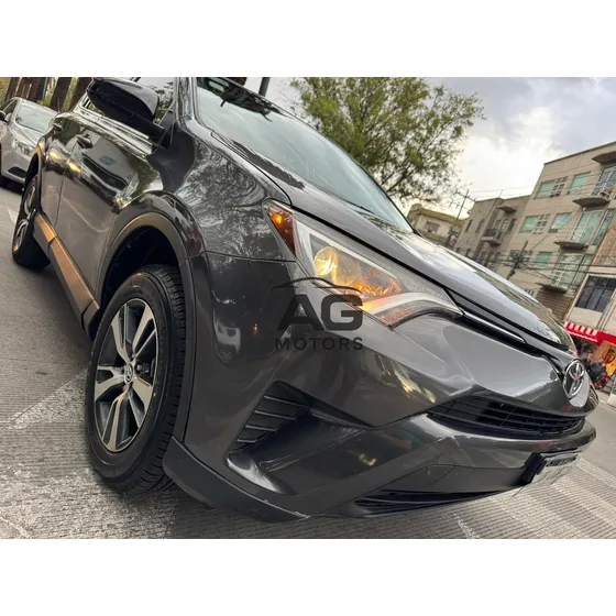Toyota Rav4 2.5 Le At