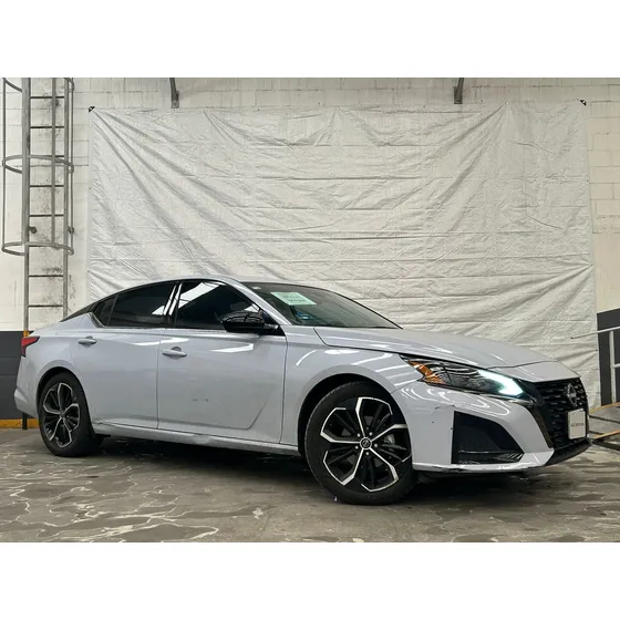 Nissan Altima 2.0 Sr Turbo At