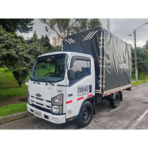 Chevrolet Nhr Estacas 2771 Cc Diésel M/t 2014