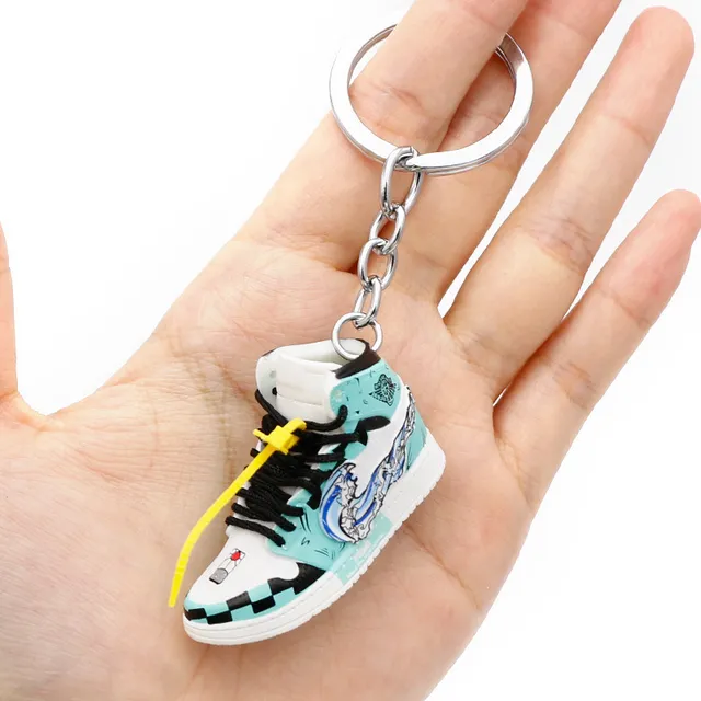 Chaveiro Com Pingente De Tênis De Anime De Marca
