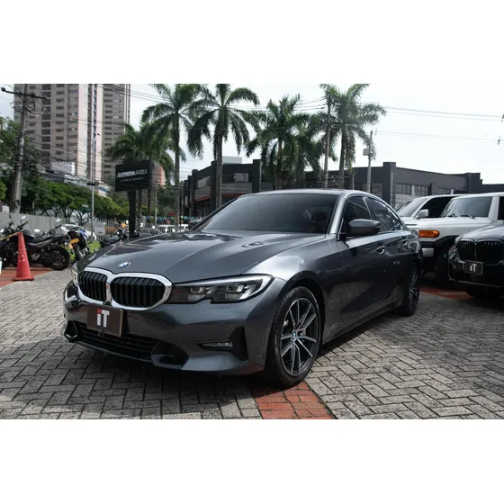 Bmw Serie 3 330i 2.0t At