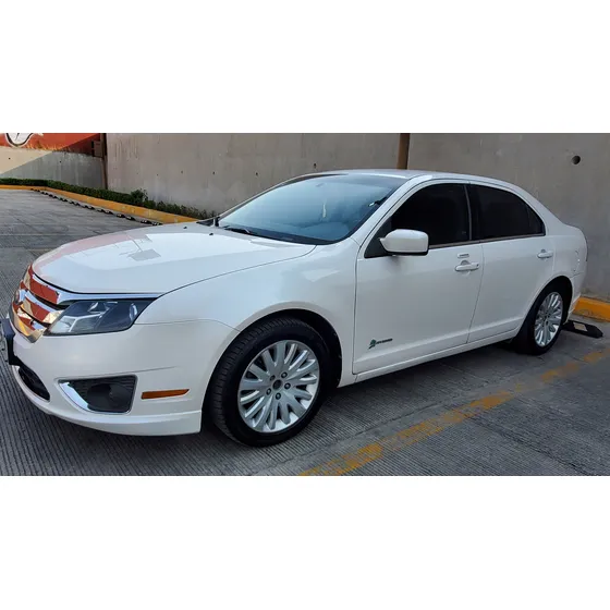 Ford Fusion Hybrid 2.5