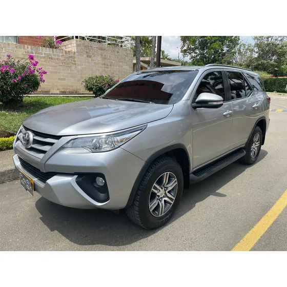 Toyota Fortuner 2.8l