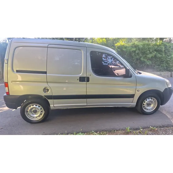 Peugeot Partner 1.6 Hdi Furgon Confort 92