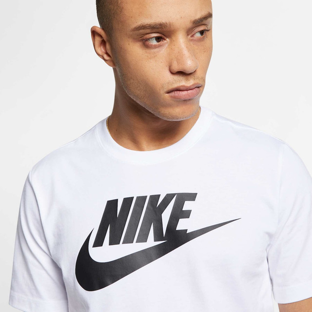 Camiseta Nike Sportswear Icon Futura Masculina