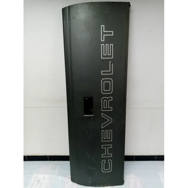 Compuerta Trasera Cajón Chevrolet Cheyenne 1500 Silv 92 99