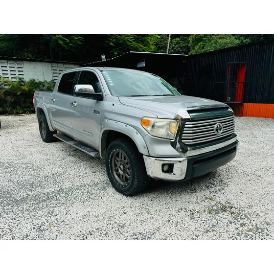 Toyota Tundra Limited 4x4