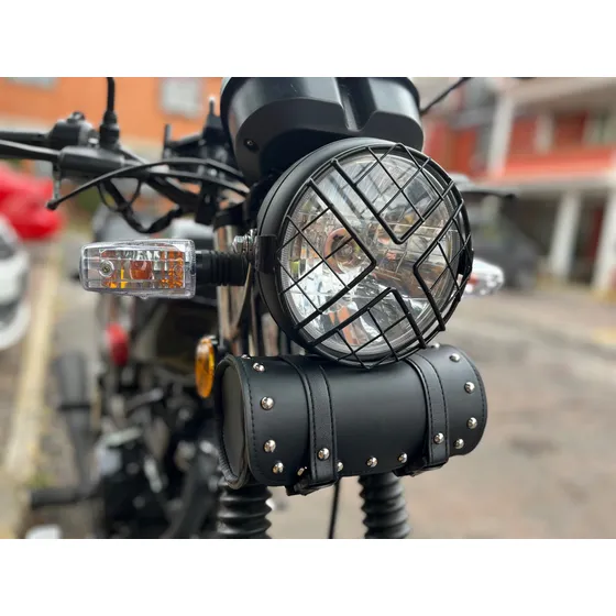 Bonita Moto Semi Nueva Todo Pagado Hasta 2025