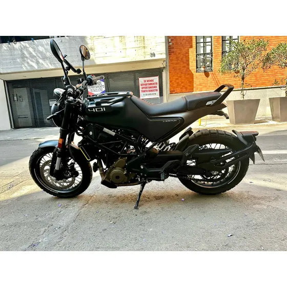 Preciosa Svartpilen 401 Nuevecita!!! Único Dueño