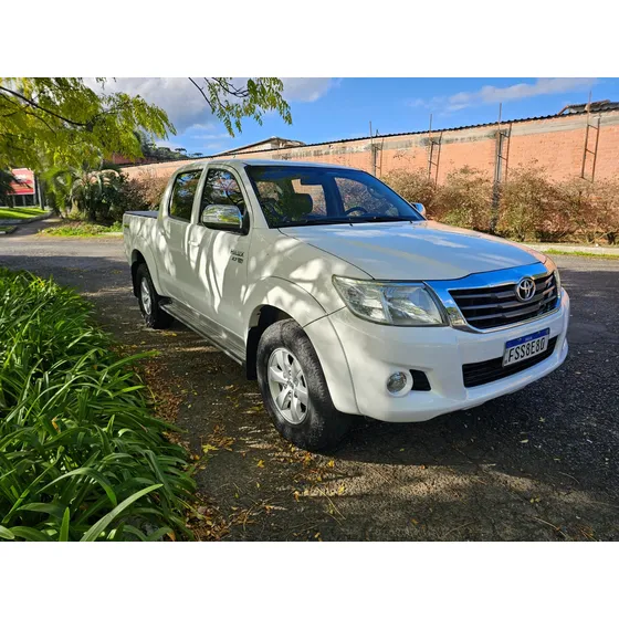 Toyota Hilux 2.7 Srv Cab. Dupla 4x4 Flex Aut. 4p