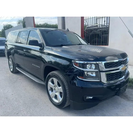 Chevrolet Suburban 5.3 Ltz 4x4 Mt