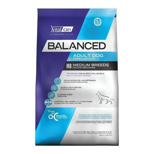 Alimento Vitalcan Balanced Adult Dog para perro adulto de raza mediana sabor mix de 12 kg
