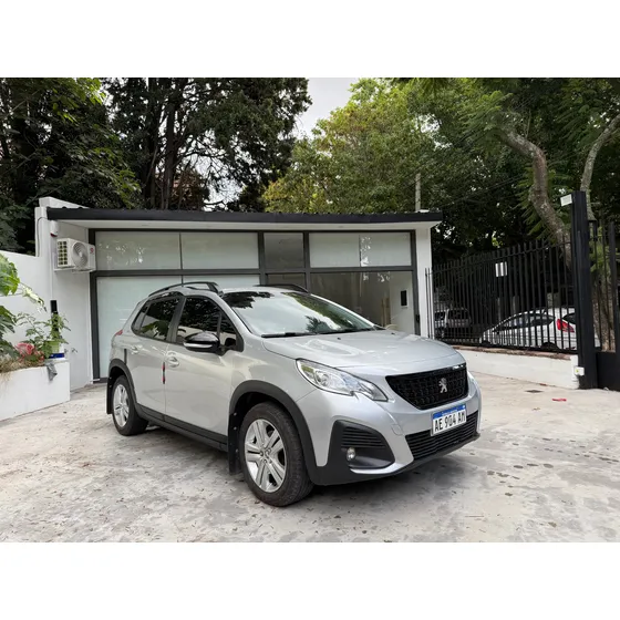 Peugeot 2008 1.6 Allure Am20