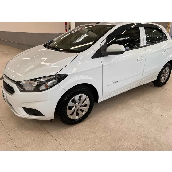 Chevrolet Onix 1.0 Lt 5p