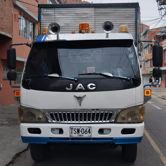 Camion Furgon De Pacha, Peso Vehicular Bruto 11. 500,