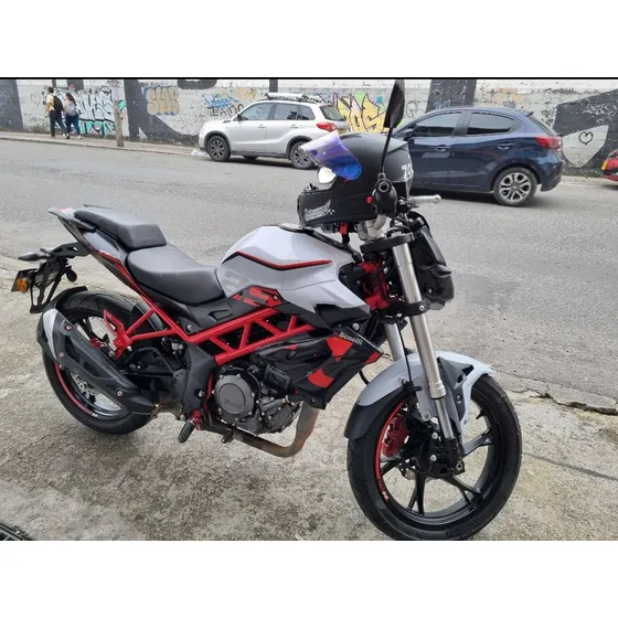 Benelli Tnt25 Casi Nueva Llantas Nuevas Papeles Al Día 7.5 N