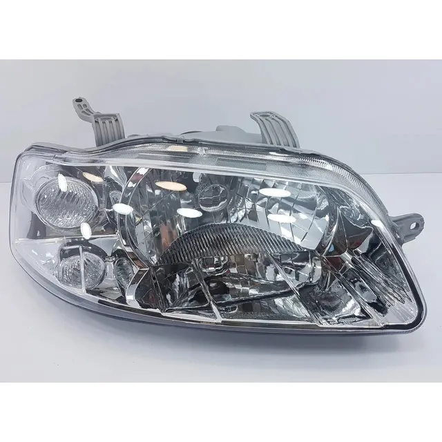 Faro Izquierdo Chevrolet Aveo 04/2005 Depo