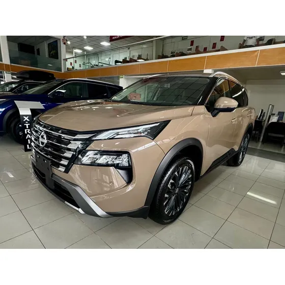 Nissan X-trail 2027 2.5 Platinum 2 Row Cvt