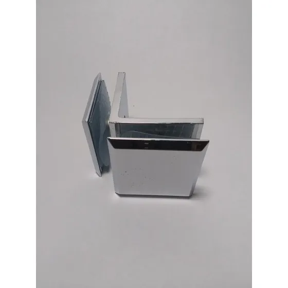 Clip Cromado Para Conexion Vidrio A Vidrio 90º Accesorios