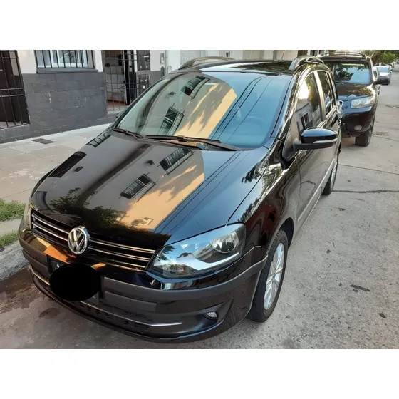 Volkswagen Suran 1.6 Highline 101cv Cuero