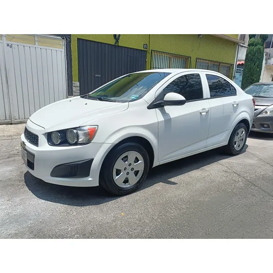 Chevrolet Sonic 1.6 Ls Mt