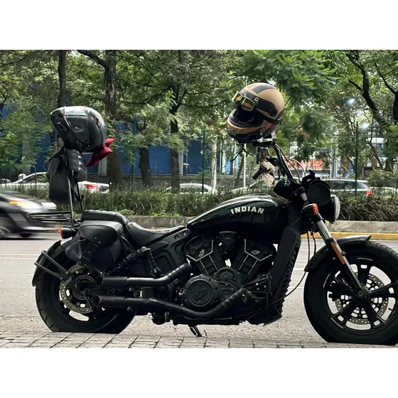 Indian Scout Bobber Sixty Negra