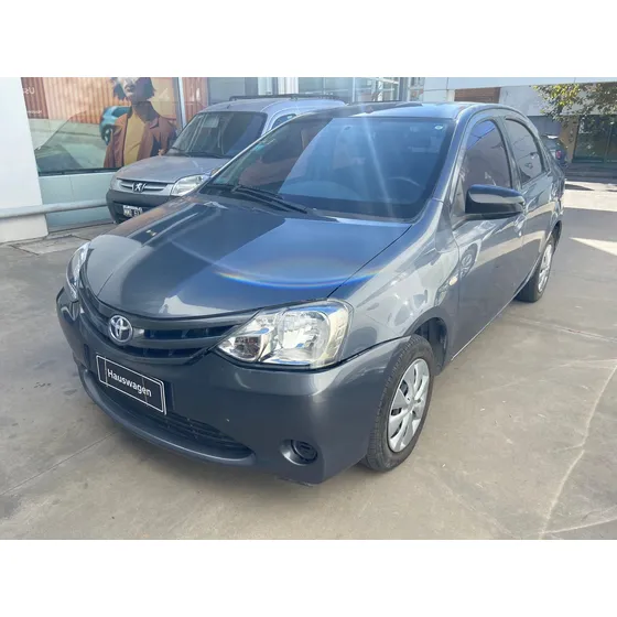 Toyota Etios 1.5 Sedan Xs