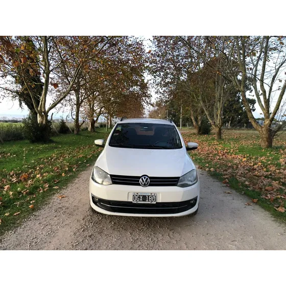 Volkswagen Suran 1.6 Highline 101cv 11c