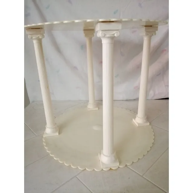 Base Para Tortas Con Sus Columnas En Plastico 