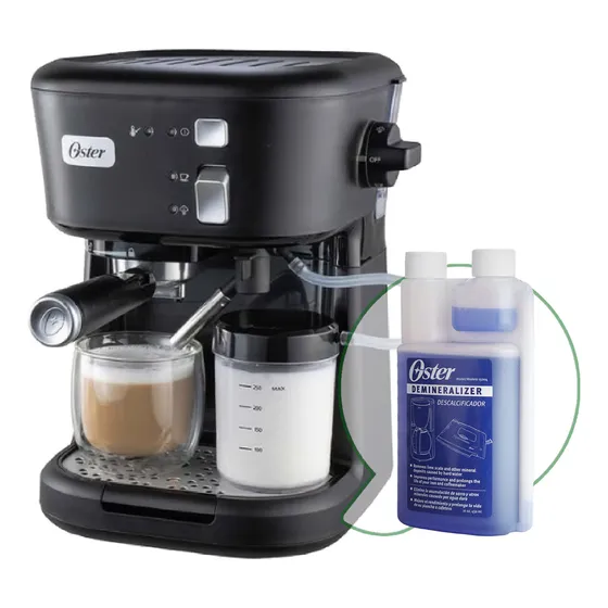Cafetera Negra Para Espresso Oster® Bvstem5501b Color Negro