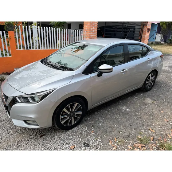Nissan Versa 1.6 Advance Mt