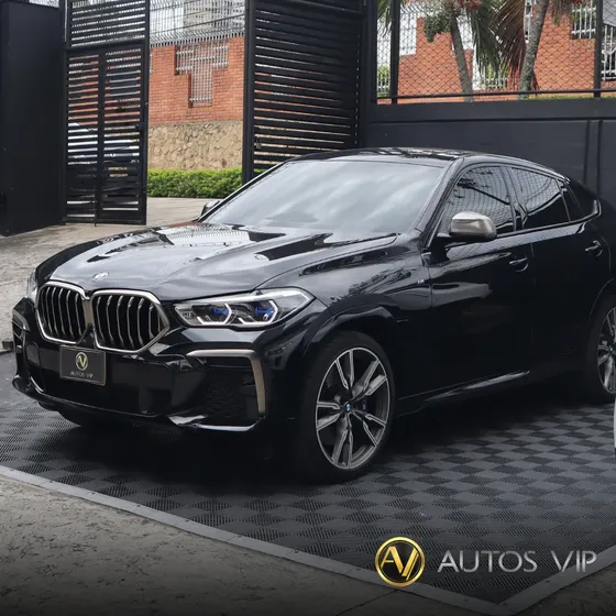 BMW X6 2023 4.4 Xdrive50i