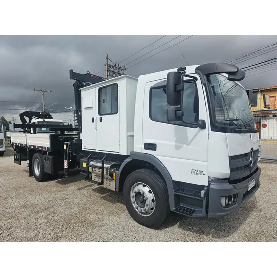 Caminhão Mb 1719 4x2 Munck Argos Agi 20 Itec 6 Banheiro 2025