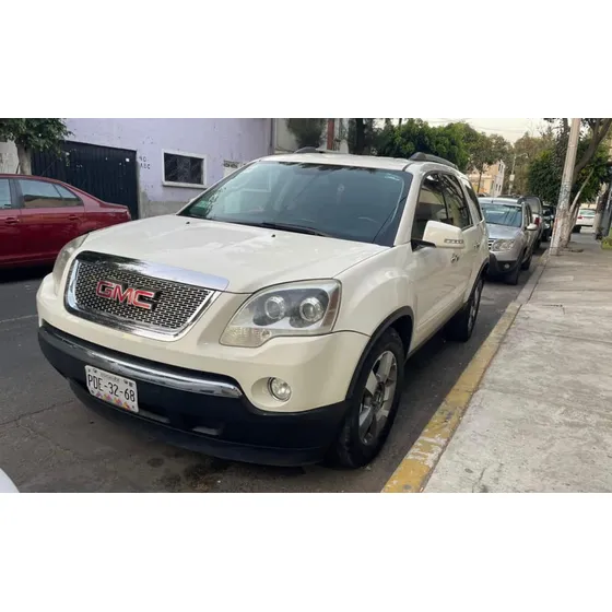 Gmc Acadia 3.6 C 7 Pas Qc Piel 4x4 At