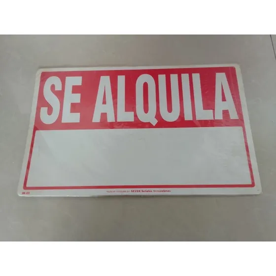 Letrero Anuncio Se Alquila Es Grande 