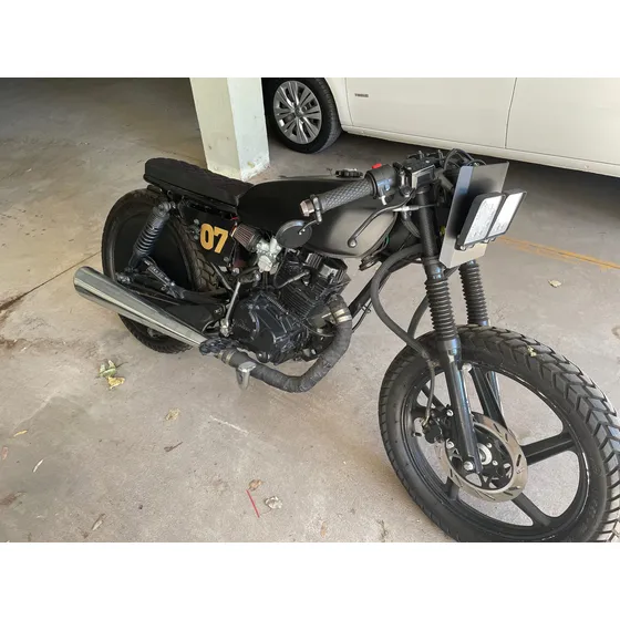 Corven Hunter 150 Café Race