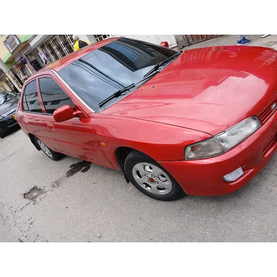Mitsubishi Lancer 1.3 Gl 5 P
