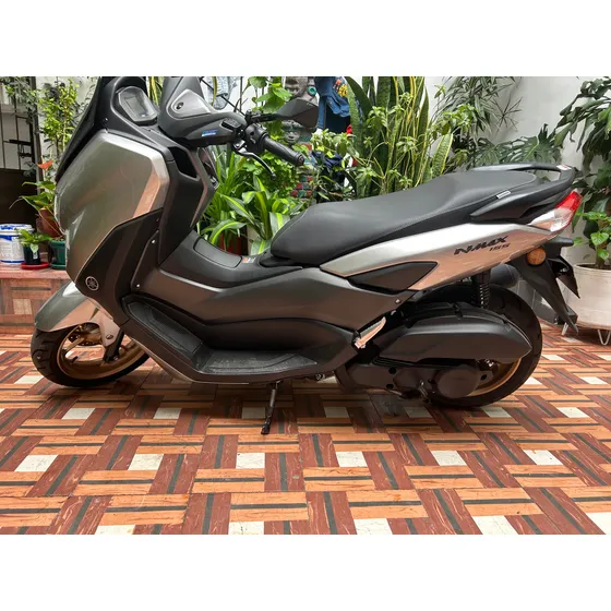 Yamaha N-max Conect