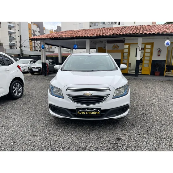 Chevrolet Onix 1.4 Lt 5p