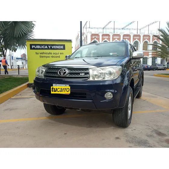 Toyota Fortuner Sr