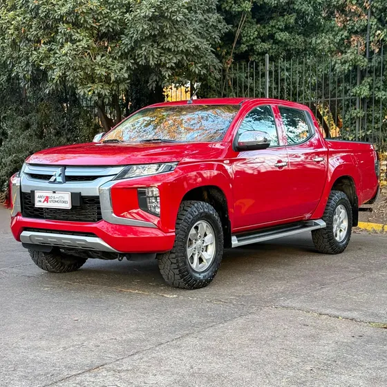 Mitsubishi L200 2024