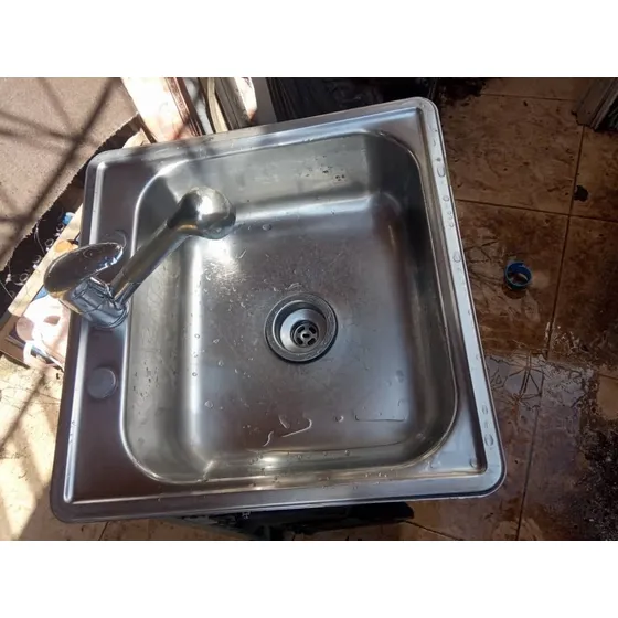 Fregadero Con Llave Monomando