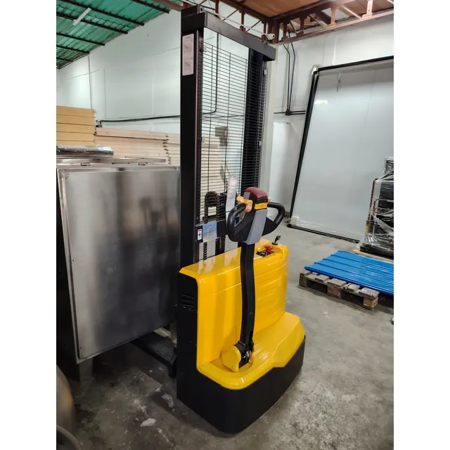 Apilador Electrico O Monta Cargas Nuevos Electricos